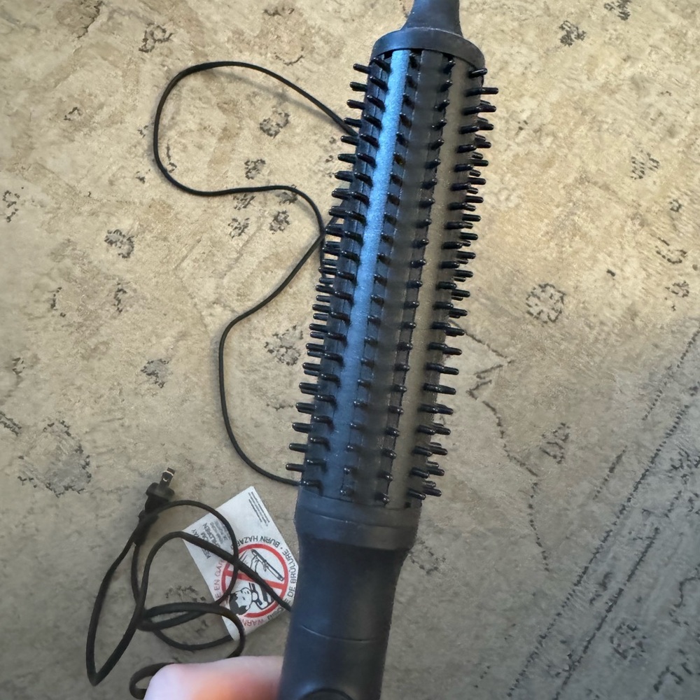 GHD Black Hot Air Brush - Picture 4 of 4